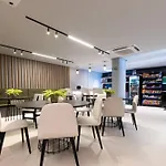 Breeze Residence - Studio Duplo By Carpediem